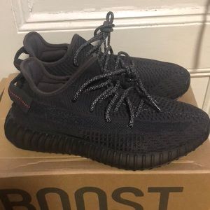 Yeezy 350 boost v2 static black (non-reflective)